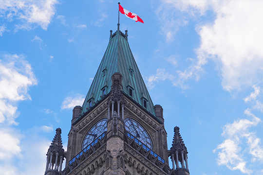 Perspectives politiques pour 2023 Tour de la Paix de la Cité parlementaire du Canada, à Ottawa.