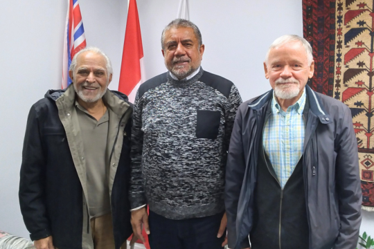 Braquons les projecteurs sur la Section de l’ouest de la vallée du Fraser de Retraités fédéraux. (De gauche à droite) Mohni Khanna, Sukh Dhaliwal, Ian Spence.