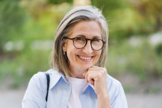 Take action as an advocacy program officer! Smiling adult woman